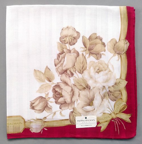 orangesodapanda Pierre Balmain Vintage Handkerchief Floral Roses 18 x 17.5 inches