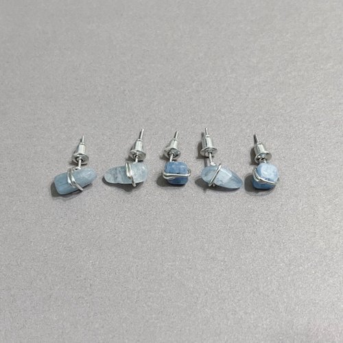 MODOMODO accessory design 飾品設計 ll 小礦石 ll 天然石銀耳環 - 海藍寶石 / 單只