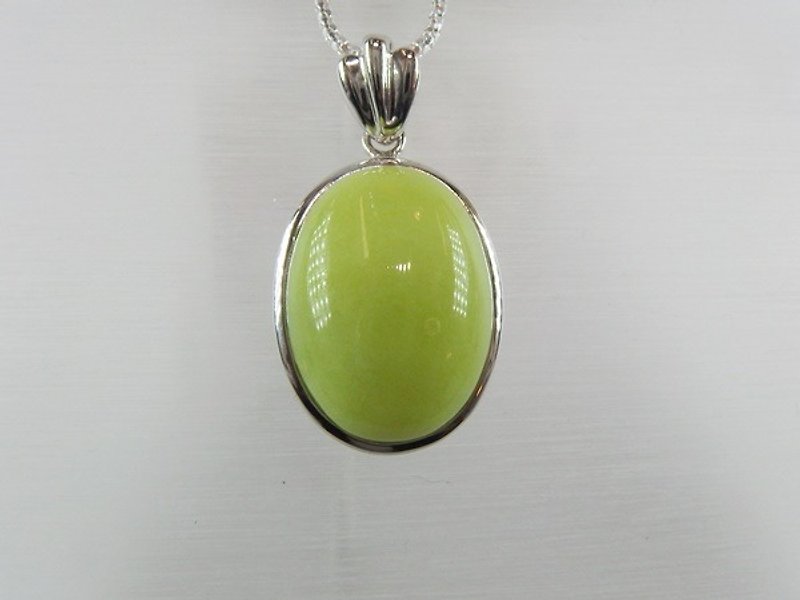 Premium Natural Green Opal Pendant Green Opal Silver Pendant - สร้อยคอ - เครื่องเพชรพลอย สีเขียว