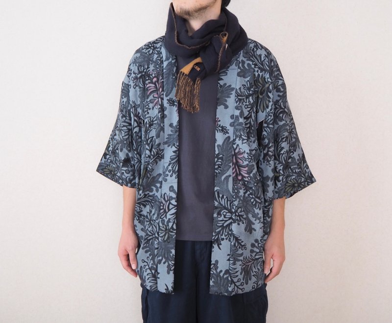 【日本】手繪藝術羽織、花和服、男女皆宜的日本羽織、禮物 - 女大衣/外套 - 絲．絹 