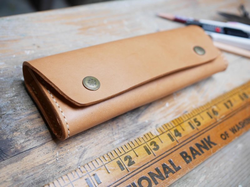 Make good use of the pencil case - Pencil Cases - Genuine Leather Khaki