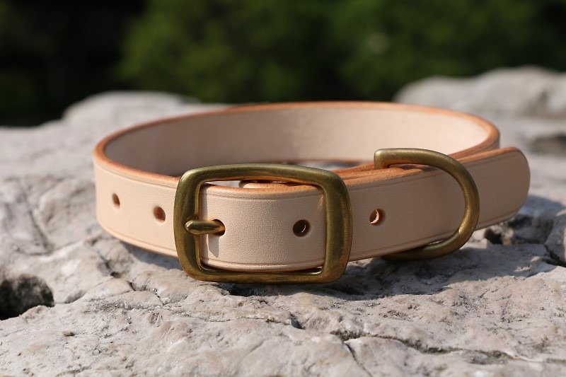 Small dog: handmade palm tanned leather dog collar collar free print English capital letters - Collars & Leashes - Genuine Leather 