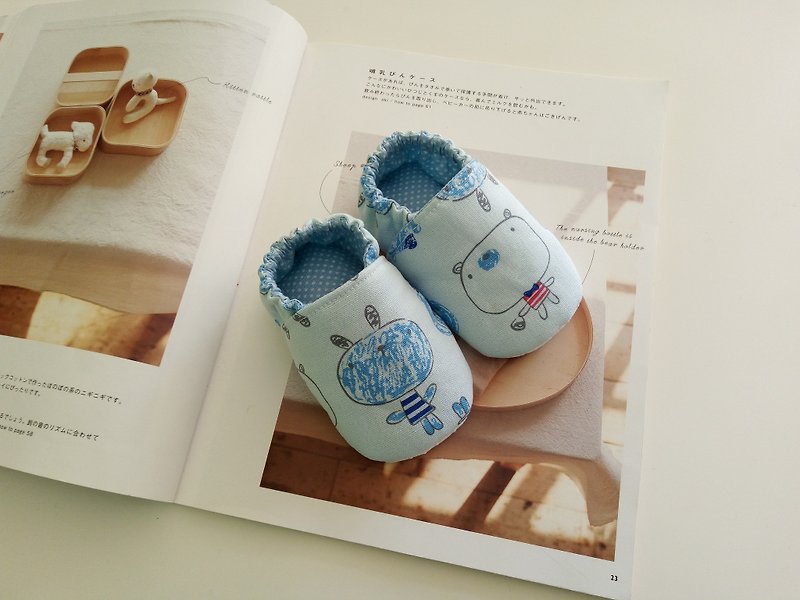 藍底大頭娃娃 彌月禮物 嬰兒鞋 - 嬰兒鞋 - 棉．麻 藍色
