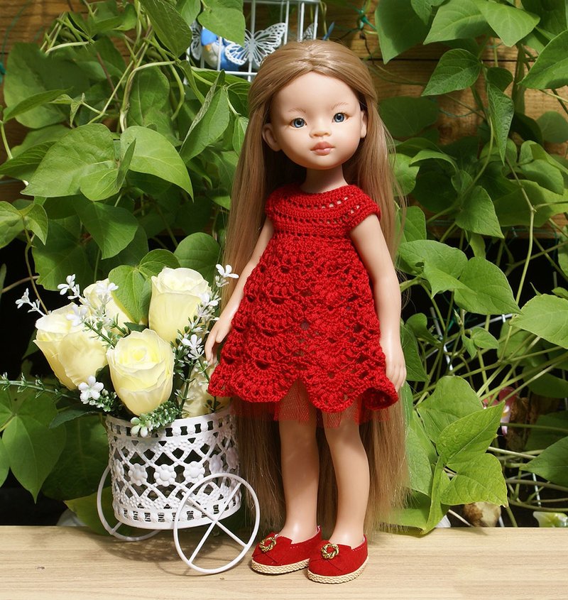 Red crochet dress for Paola Reina doll, dress for Las Amigas 32 cm 13in doll - ตุ๊กตา - ผ้าฝ้าย/ผ้าลินิน สีแดง