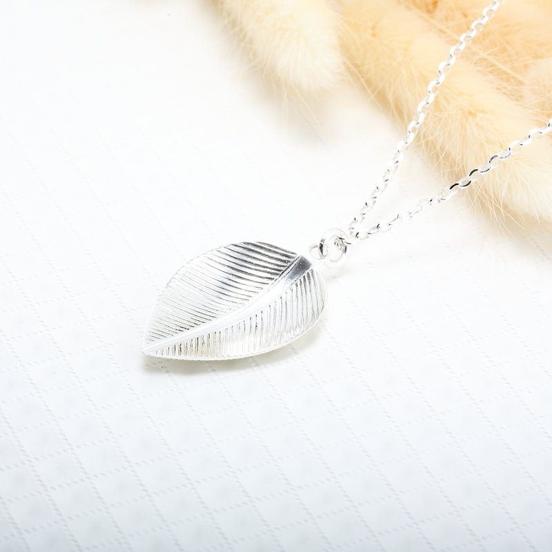 Leaf yearning s925 sterling silver necklace Christmas Valentine's Day gift - Necklaces - Sterling Silver Silver