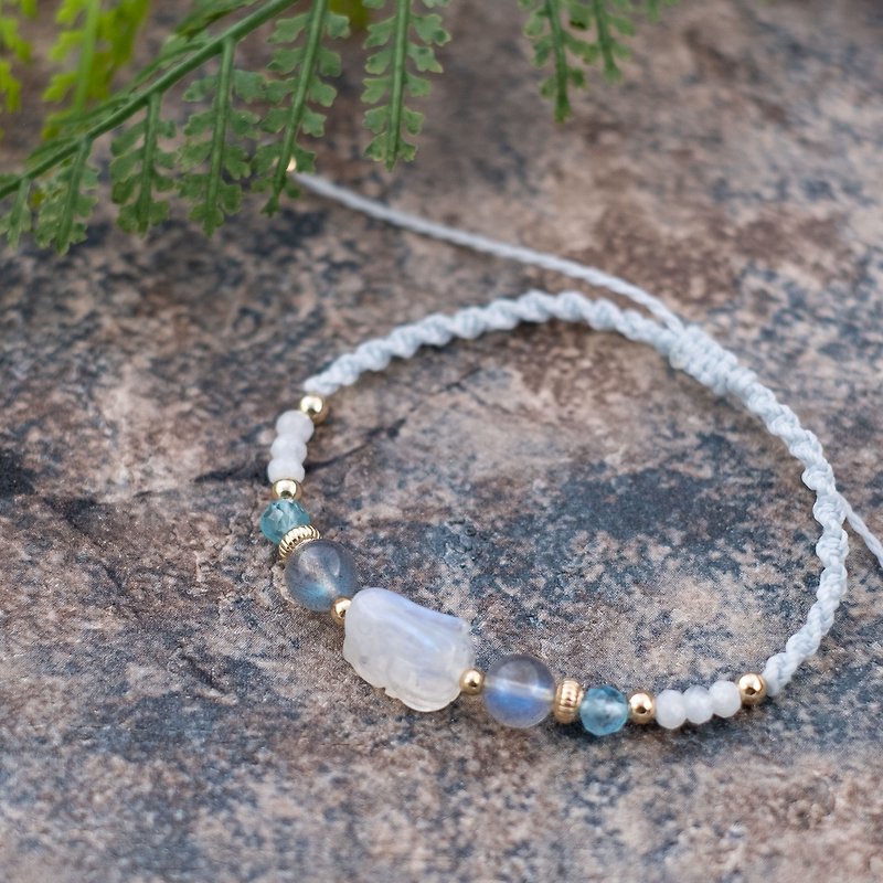 Moonstone Rabbit, Labradorite, and Apatite macrame bracelet - Bracelets - Crystal 