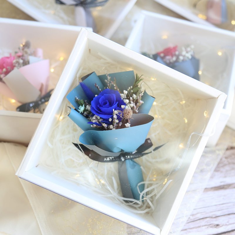 C31 Preserved flower small bouquet gift box/including LED light strip - ช่อดอกไม้แห้ง - พืช/ดอกไม้ 