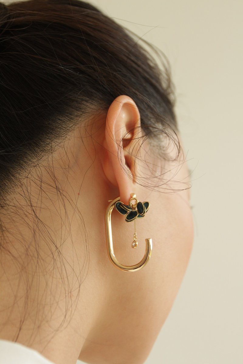 Ocean series/fishing pirate ship earrings/only ear pins - ต่างหู - เรซิน 