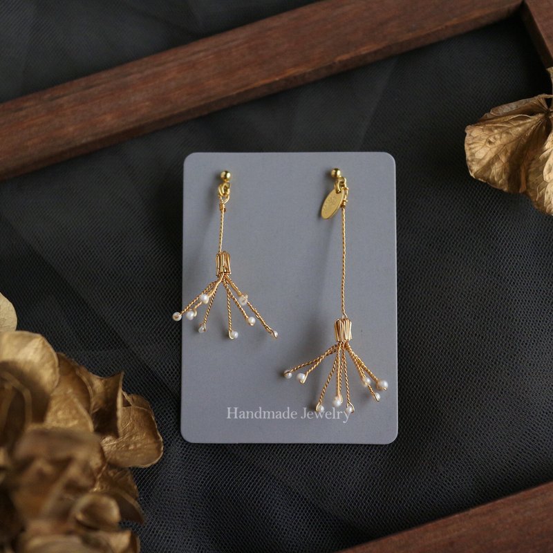 Don't be sad refurbished a fireworks blooming 14k gold wire b98 Bronze dangling earrings dangling SS23x - ต่างหู - ทองแดงทองเหลือง ขาว