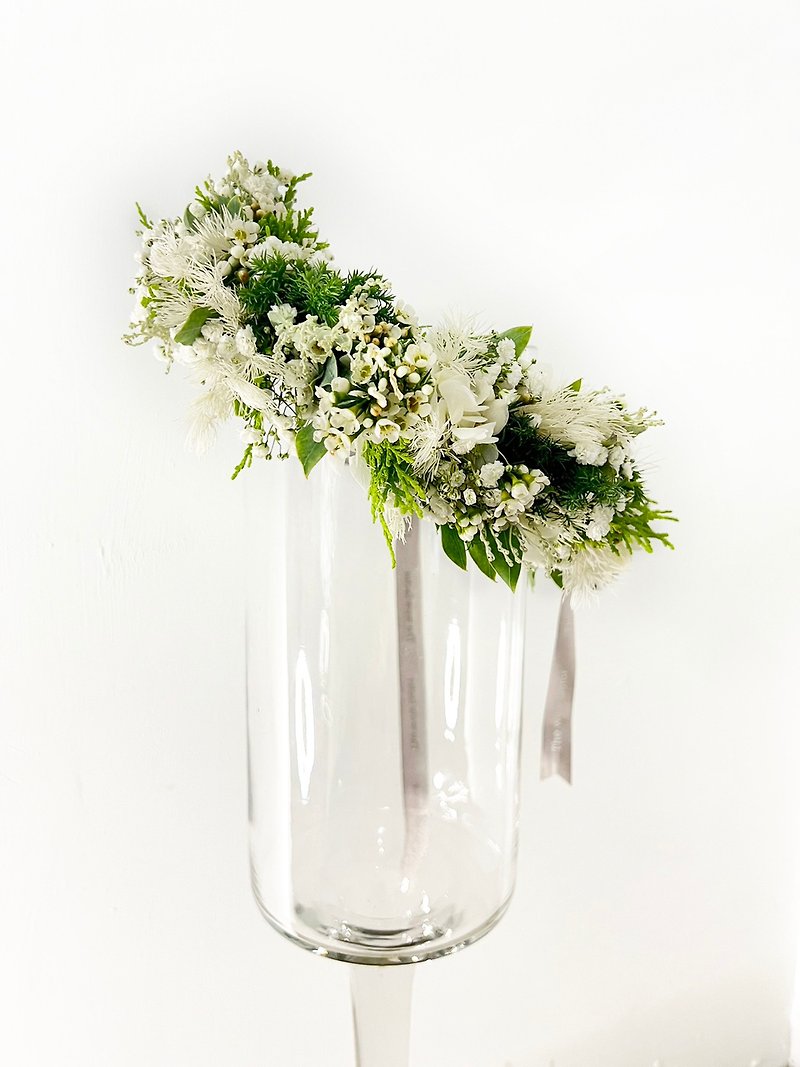 The Wow Factor / Flower Crown Headband Wedding Flower Crown Bridal Headdress - Other - Plants & Flowers White