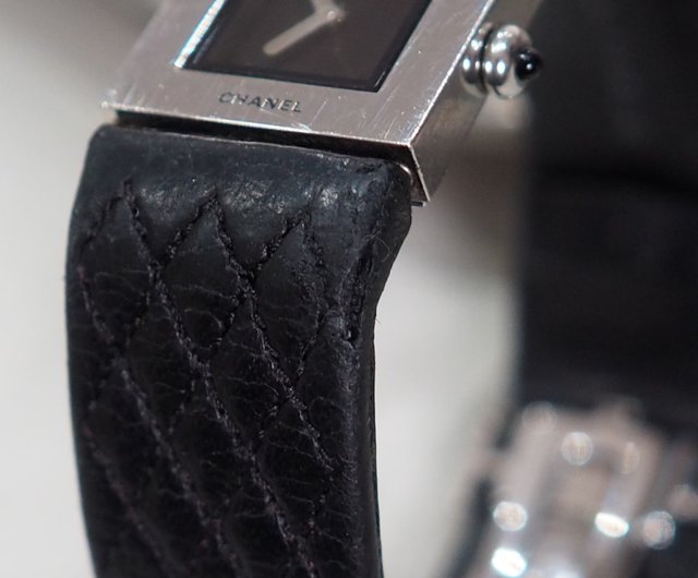 CHANEL シャネル マトラッセ ウォッチ 腕時計 シルバー レザー