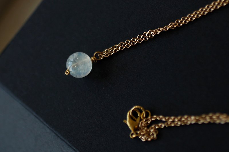 A little moonlight: Indian ice 6A Stone(8mm) neckwear*super blue halo* - Necklaces - Gemstone White