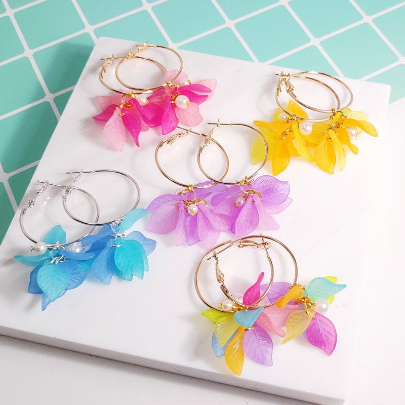 Daqian design Japanese and Korean leaf pearl temperament pretty earmuffs party holiday music festival thank you feast - ต่างหู - โลหะ หลากหลายสี