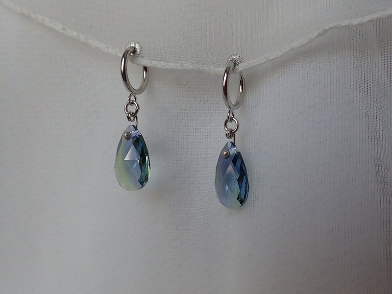 earrings, Teardrops, SWAROVSKI ELEMENTS, one pair - ต่างหู - แก้ว สีเขียว