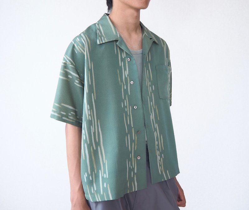 【日本製造】和服升級改造襯衫男式 L、寬、短、獨一無二 - 男裝 恤衫 - 絲．絹 綠色