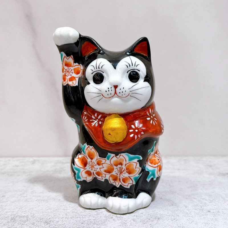 【黑櫻招福】日本九谷燒招財貓 | 黑桜 - 擺飾/家飾品 - 瓷 黑色