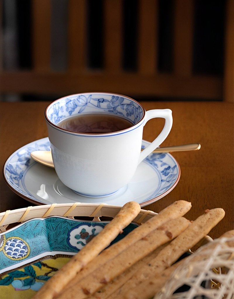 Mandarin Duckweed Coffee Cup and Saucer Set - แก้วมัค/แก้วกาแฟ - เครื่องลายคราม ขาว