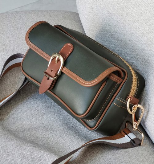 垂耳兔手工皮具 皮革diy手作套裝 真皮側揹包 斜挎包 斜肩包 胸包 客製禮物