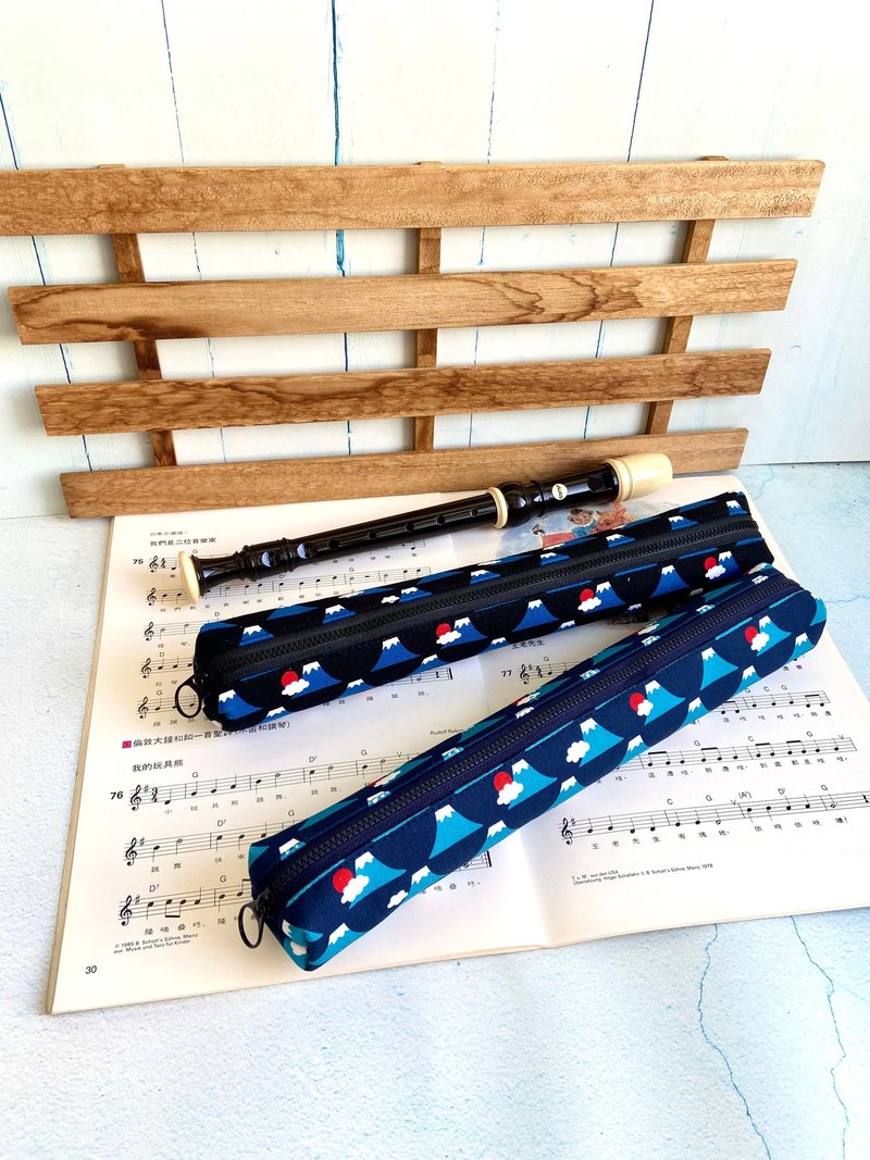 Treble Recorder Bag - Perfect for Christmas, New Year, Birthdays, or Gift Exchanges - กล่องดินสอ/ถุงดินสอ - ผ้าฝ้าย/ผ้าลินิน 