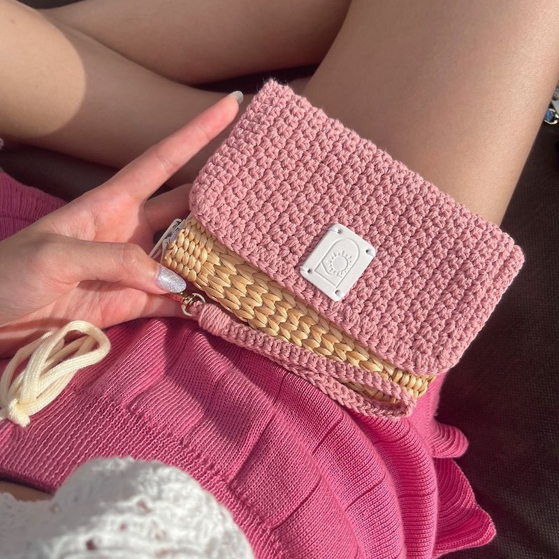 WOVEN & KNITTING PURSE (PRODUCT NAME : SPRINKLE SUNDAE - PEACH COLOR) - Wallets - Plants & Flowers Pink