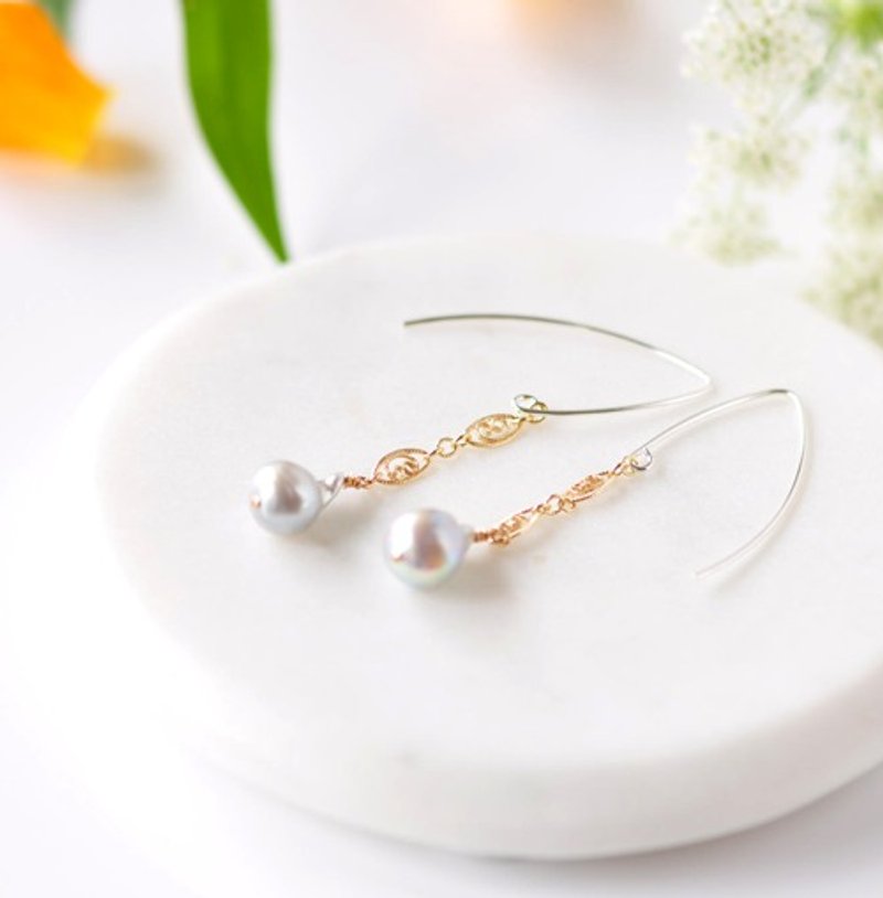 Gold x Silver MIX Large Baroque Akoya Genuine Pearl Silver x Filigree Chain Earrings - ต่างหู - เครื่องเพชรพลอย 