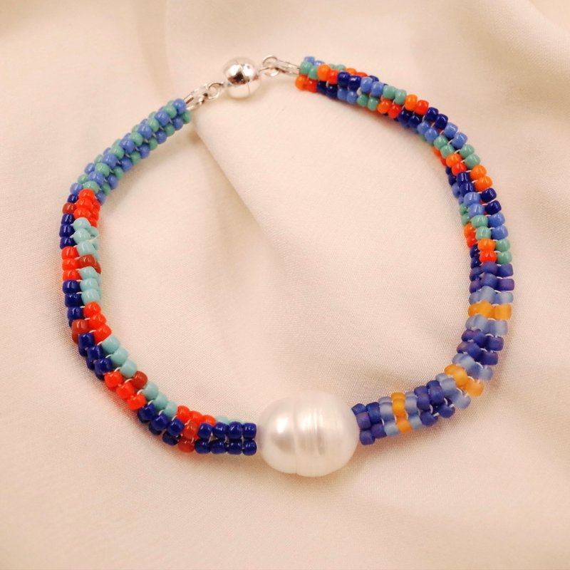 Henri Matisse Inspired Handwoven Beaded Bracelet - สร้อยข้อมือ - แก้ว หลากหลายสี