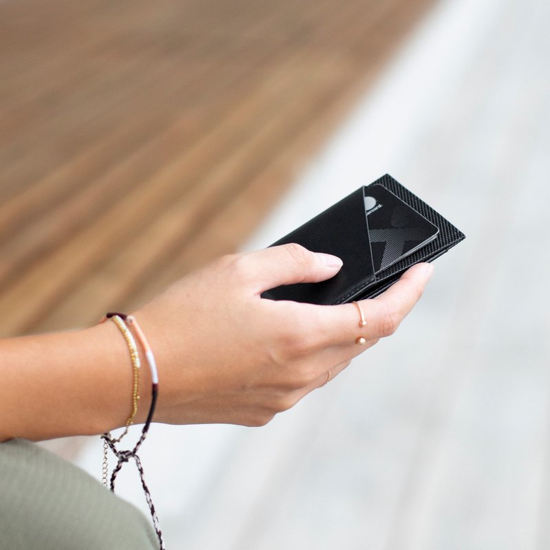 Native Union | Paris Series - Classic Leather Card Holder (RFID) - Graphite Black - ID & Badge Holders - Genuine Leather Black