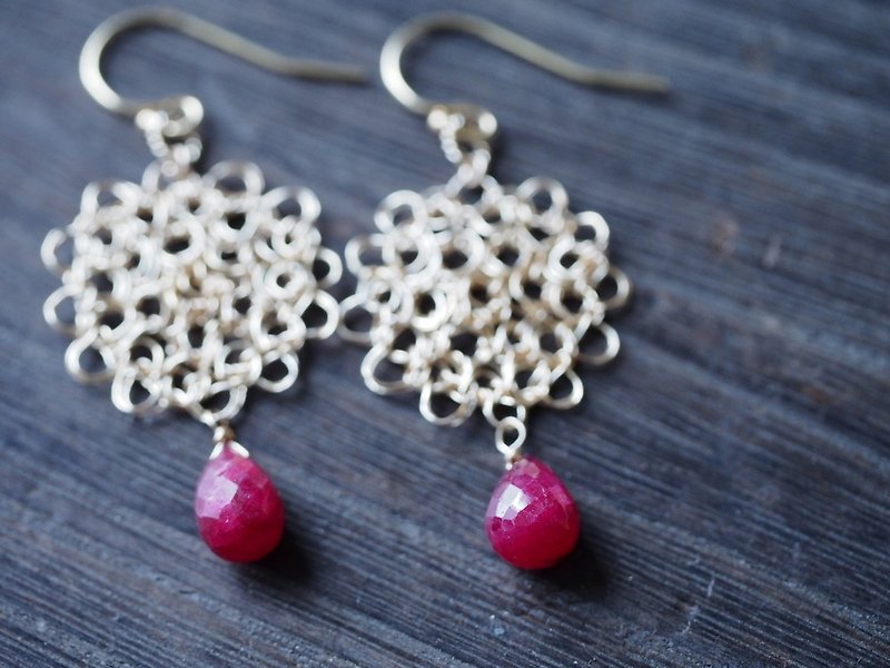 Natural Ruby Handmade Metal Hook Earrings 14KGF Ruby earrings - ต่างหู - เครื่องเพชรพลอย สีแดง