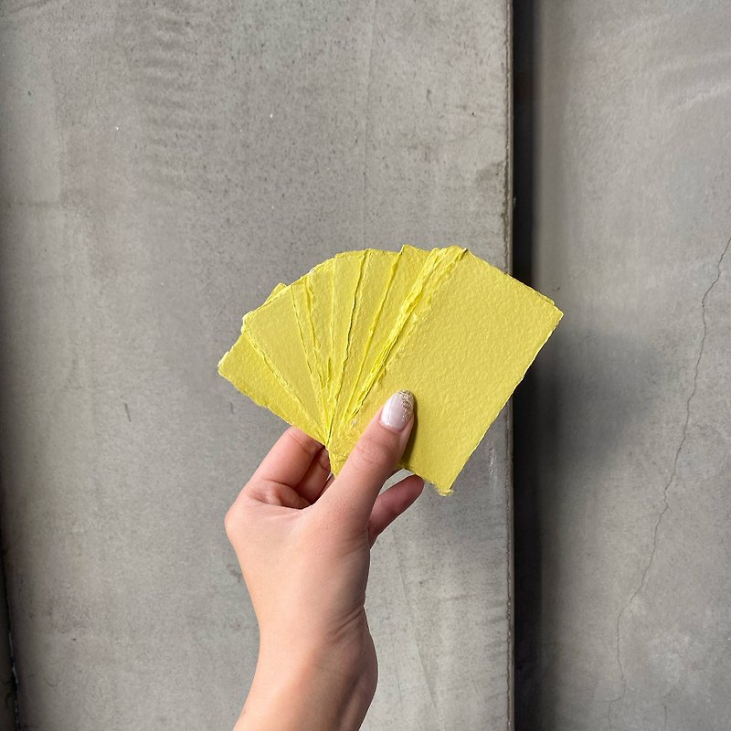 【手漉き紙】手漉き紙 ジンジャーイエロー 手漉き紙製品 再生パルプはがき 手帳用紙 - カード・はがき - 紙 イエロー