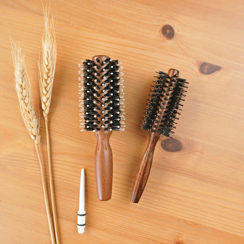 Portable chubby medium round comb (free storage bag) - Makeup Brushes - Wood Brown