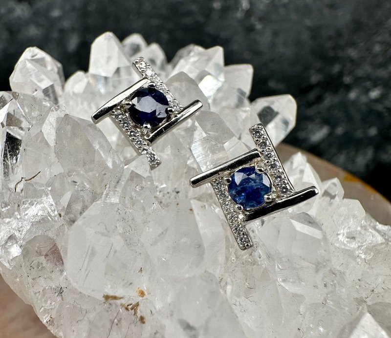 [Inexplicable and Wonderful Grocery Store] Sapphire S925 Silver Earrings and Stud Earrings - Earrings & Clip-ons - Sterling Silver Blue