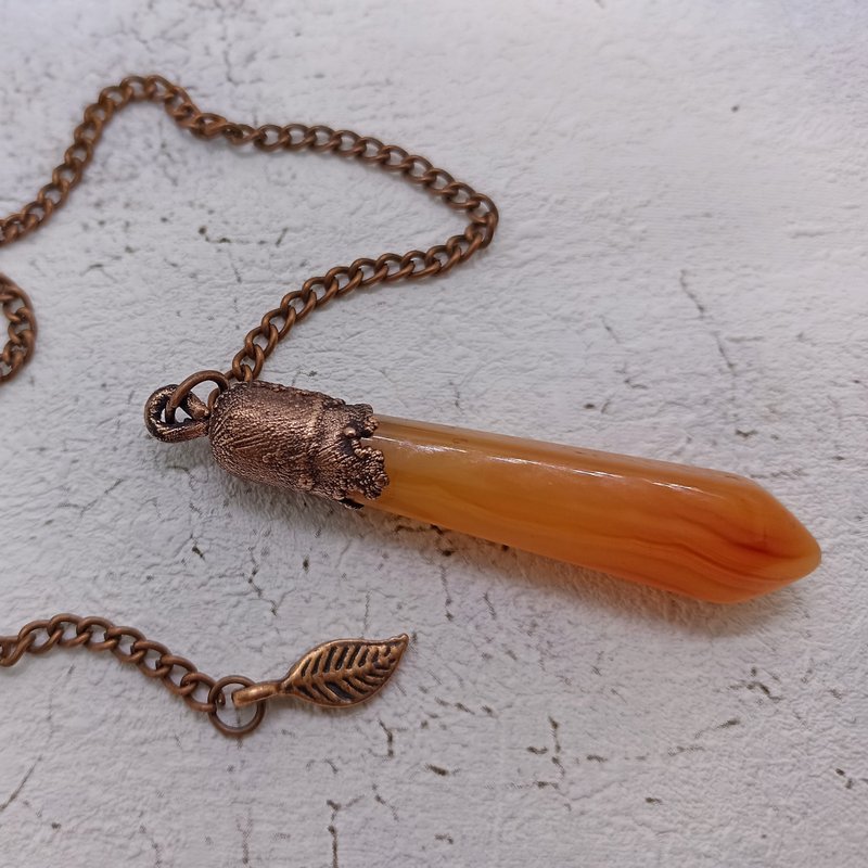 Carnelian pendulum necklace electroformed / Carnelian jewelry / Dowsing - สร้อยคอ - เครื่องเพชรพลอย สีส้ม