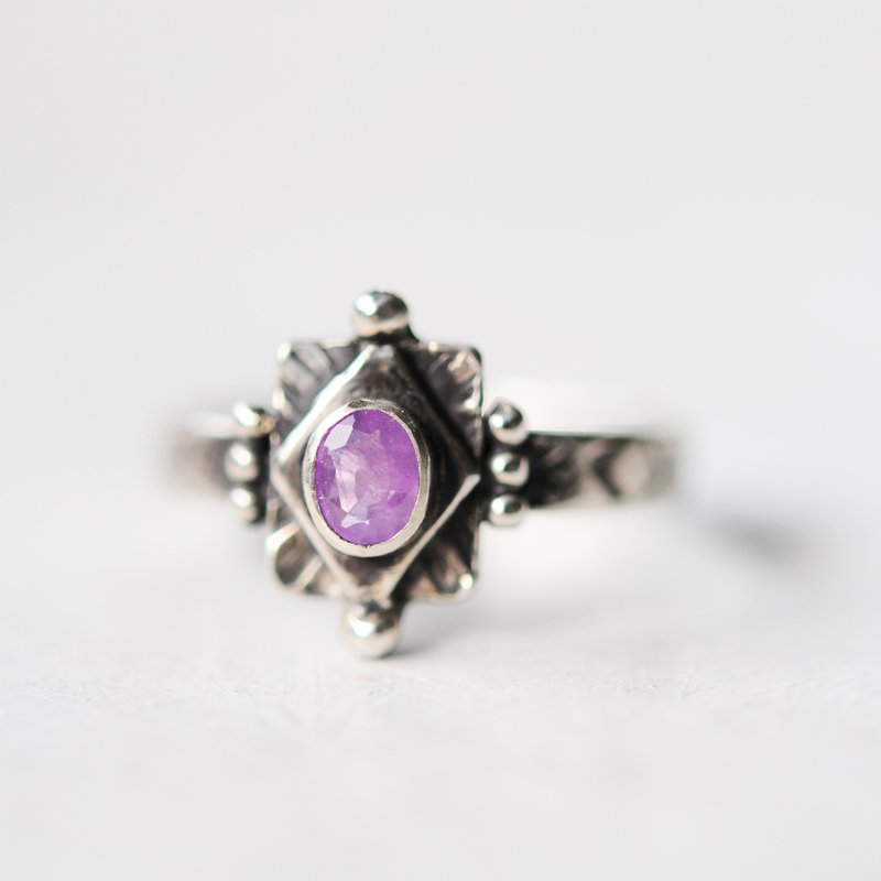 Gemstone sapphire gemstone ring in 925 Silver - แหวนทั่วไป - เครื่องเพชรพลอย สึชมพู