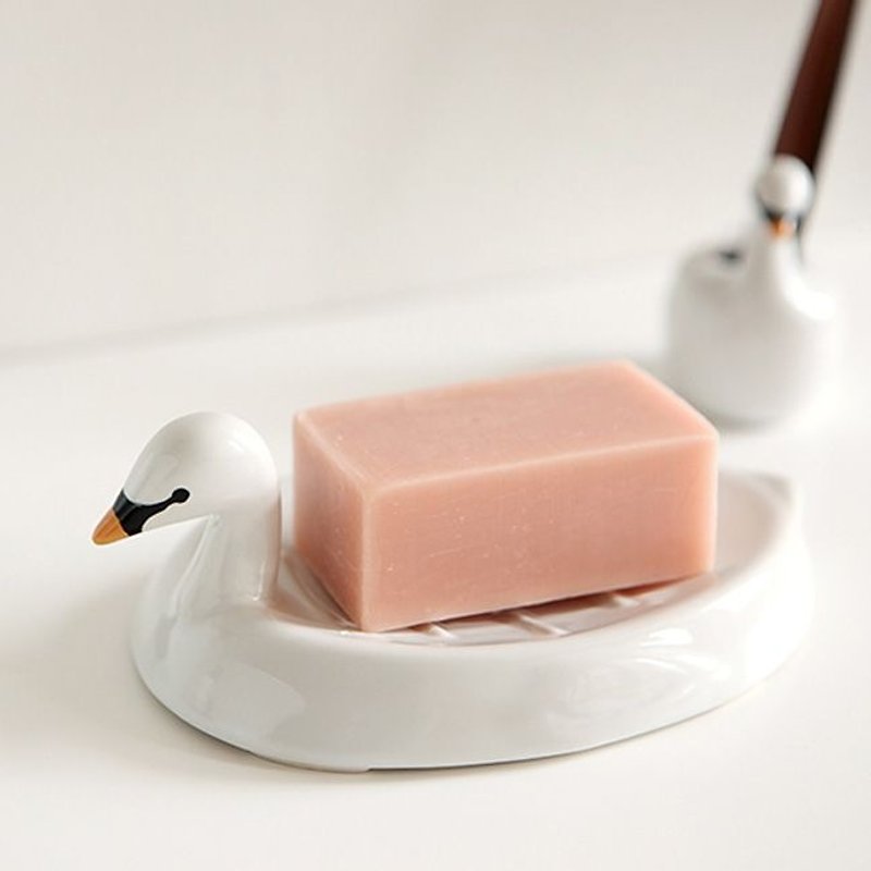 Dailylike animal modeling ceramic soap dish -03 white swan, E2D49016 - อุปกรณ์ห้องน้ำ - เครื่องลายคราม ขาว