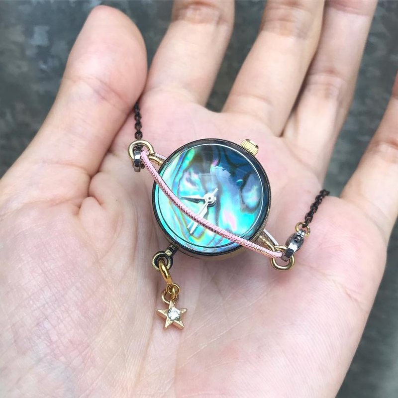 【Lost and find】 special section of natural stone Baobei universe planet watch table watch - Necklaces - Gemstone Blue