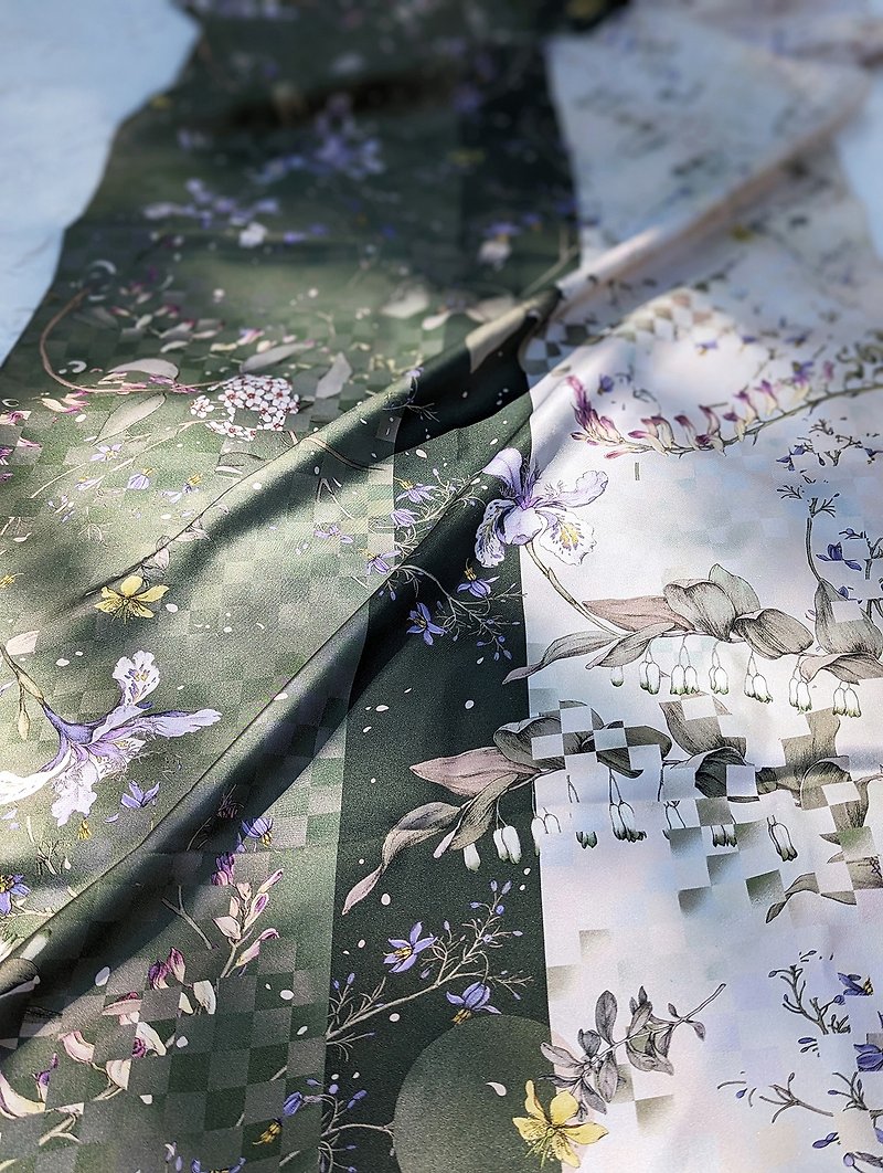 【緑 ‧ 光のすきま】100% Silk シルクスカーフ 175 x 55 - スカーフ - シルク・絹 