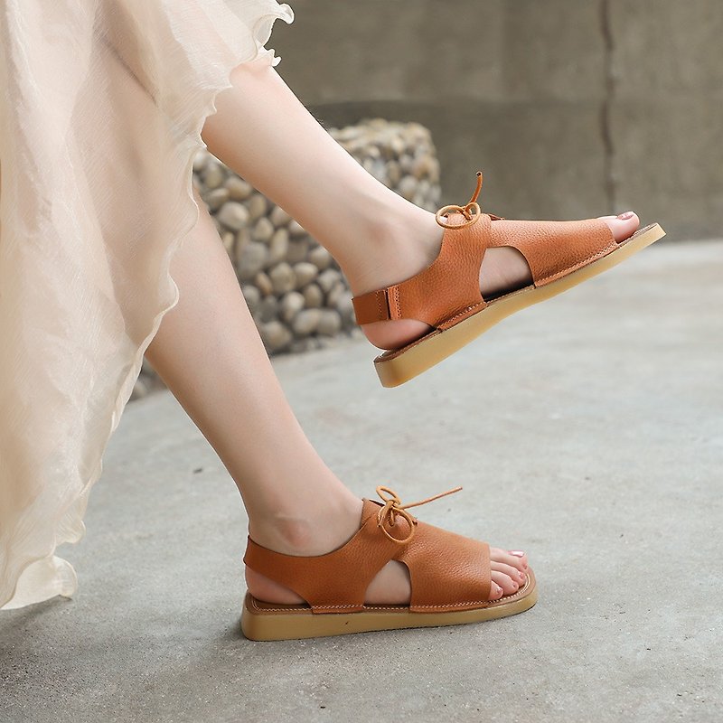 Retro leather sandals with square toe straps and flat shoes - รองเท้ารัดส้น - หนังแท้ สีนำ้ตาล