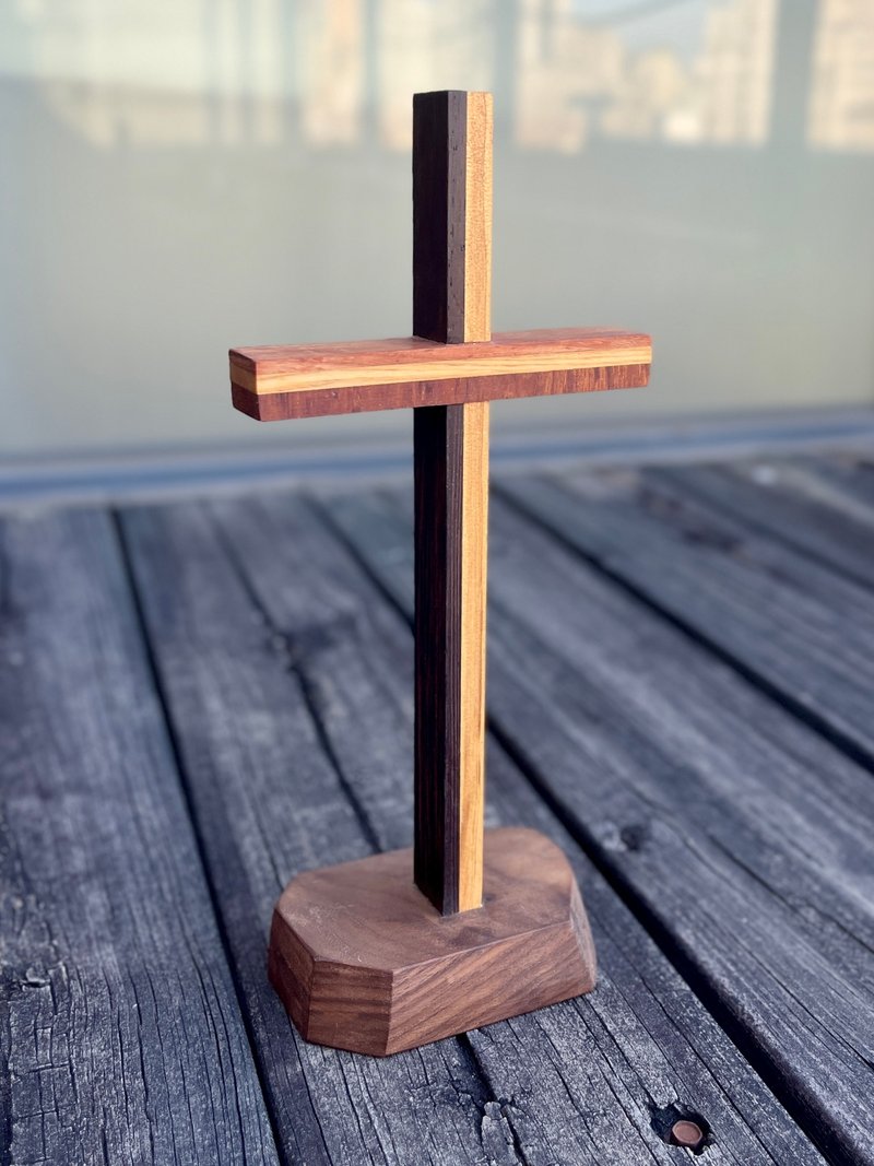 福音商品 手作木作 實木十字架 基督家庭必備單品 受洗禮物 現貨 - 擺飾/家飾品 - 木頭 咖啡色