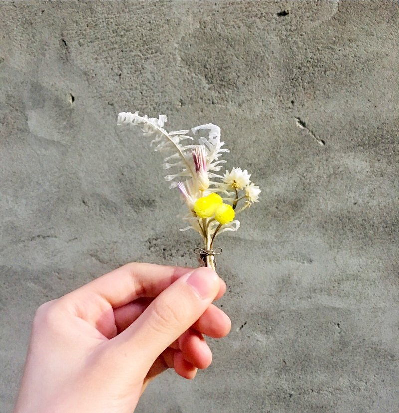 迷你花束小磁鐵- 芒萁 米香花 - 擺飾/家飾品 - 植物．花 黃色