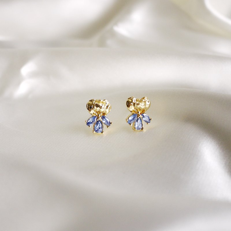 French delicate iris earrings - Earrings & Clip-ons - Copper & Brass Blue