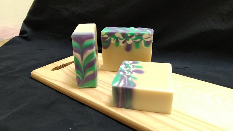 Handmade soap basics (two soaps without tools) (please make an appointment in advance) - เทียน/เทียนหอม - วัสดุอื่นๆ 