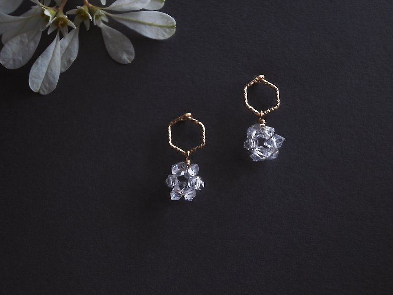 14KGF Herkimon Crystal (Shining Diamond) Snowflake Natural Stone Earrings Mini Earrings/Earrings - Earrings & Clip-ons - Gemstone Transparent