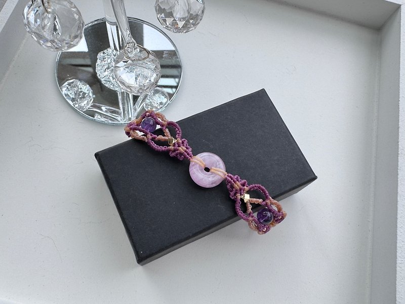 221108 Macrame South American Wax thread kunzite bracelet - Bracelets - Semi-Precious Stones Purple