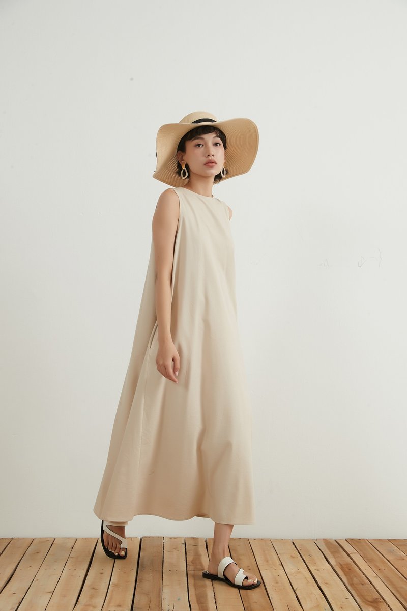 A-line, Linen mix, open-back dress, jumper skirt, jumper skirt KNSO368 - ชุดเดรส - ผ้าฝ้าย/ผ้าลินิน สีดำ