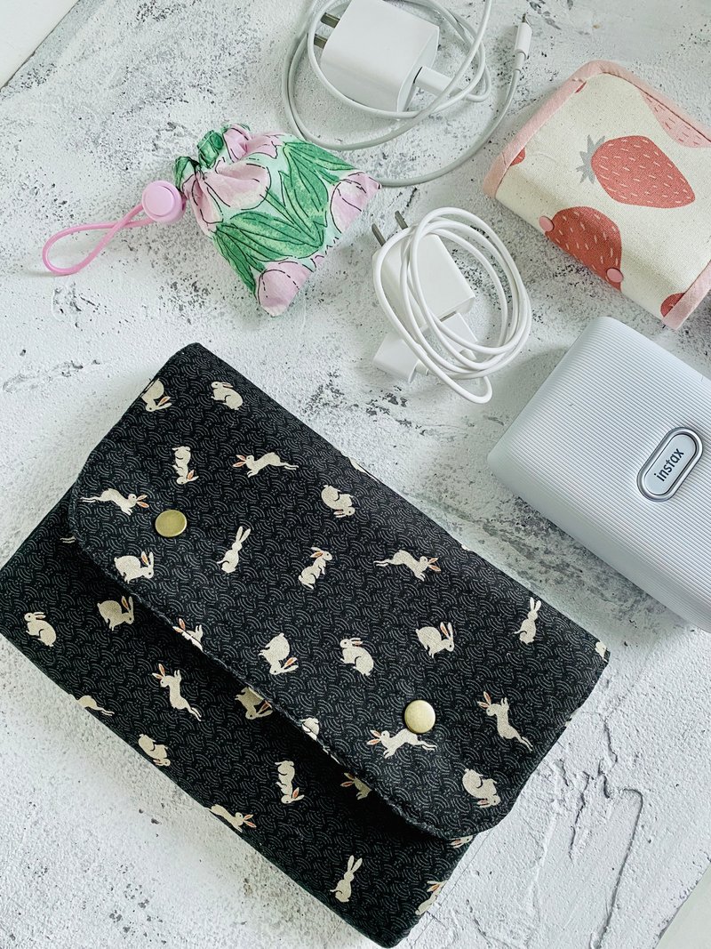 Transmission line USB hard drive storage bag charging cable clutch bag inner bag partition zipper bag can be customized - ที่เก็บสายไฟ/สายหูฟัง - ผ้าฝ้าย/ผ้าลินิน สีดำ