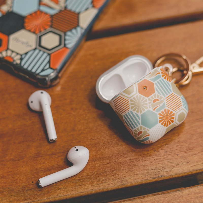 Lion Rock Hexagonal Tile Series - Orange / AIRPODS Case - Headphones & Earbuds Storage - Plastic Orange