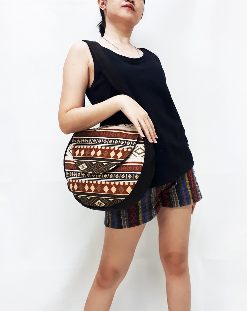 Handmade bag Woven Cotton Bag Women bag Shoulder bag Crossbody Bag Colorful - 其他 - 棉．麻 紅色