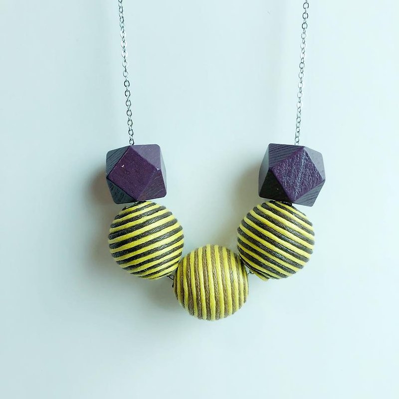 Yellow Brown  Ball Necklace Wooden Necklace Christmas Ball Birthday Graduation Gift - สร้อยติดคอ - ไม้ สีเหลือง
