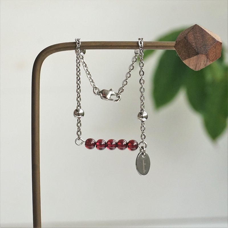 << modomodo birth stone bracelet >> January birthstone - Garnet Garnet - Bracelets - Semi-Precious Stones Red