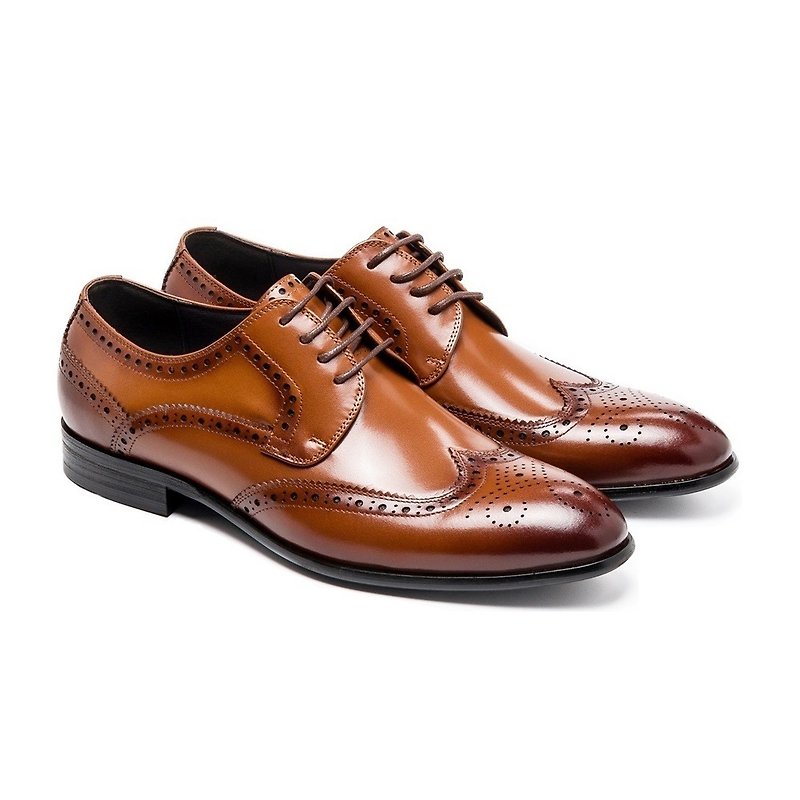 Classic Engraved Gentleman's Leather Shoes Brown - รองเท้าหนังผู้ชาย - หนังแท้ 